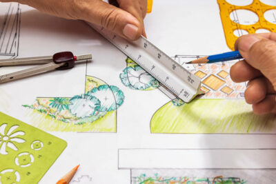 Rifare il giardino in estate? Ecco perché è il momento giusto per progettare e ripartire